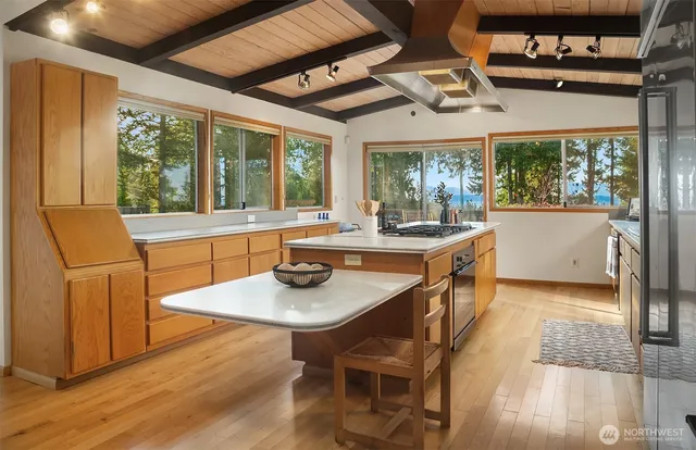 $1,495,000 | 7469 174th Street Southwest, Edmonds, WA 98026