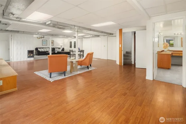 $1,495,000 | 7469 174th Street Southwest, Edmonds, WA 98026