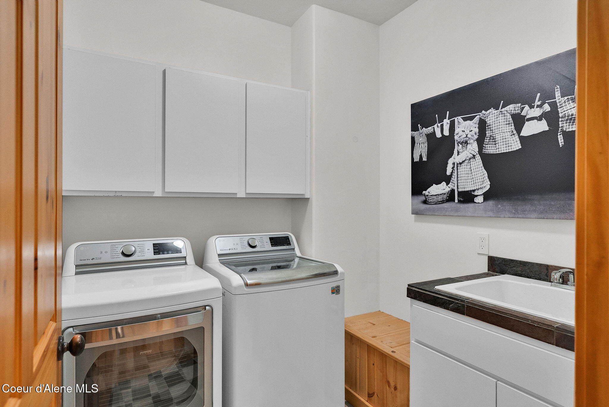 316 Brisboys Road Sagle, ID 83860 - Photo 30 of 77 Laundry Room
