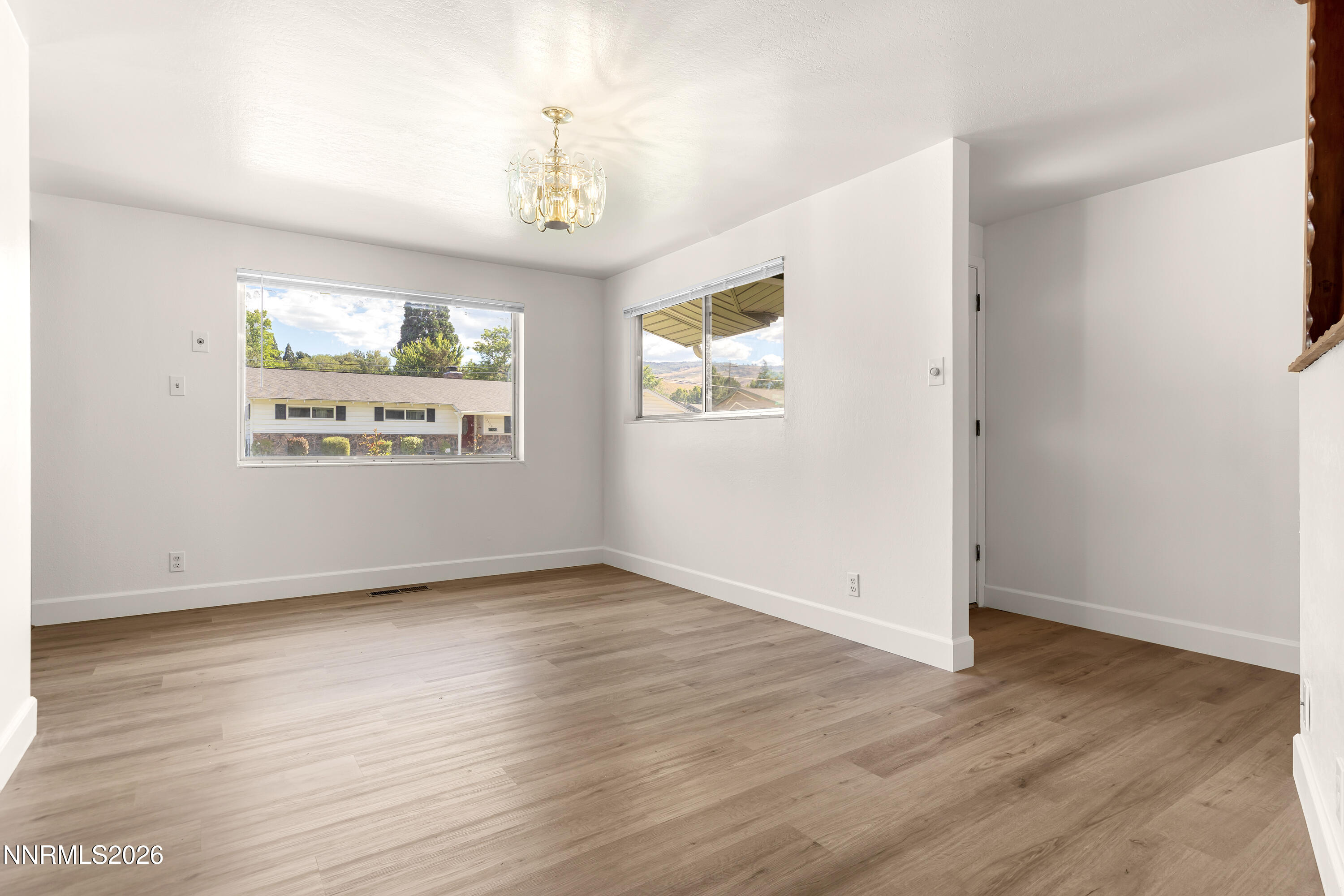 2501 Trentham Way Reno, NV 89509 - Photo 4 of 36 Trentham2501-011