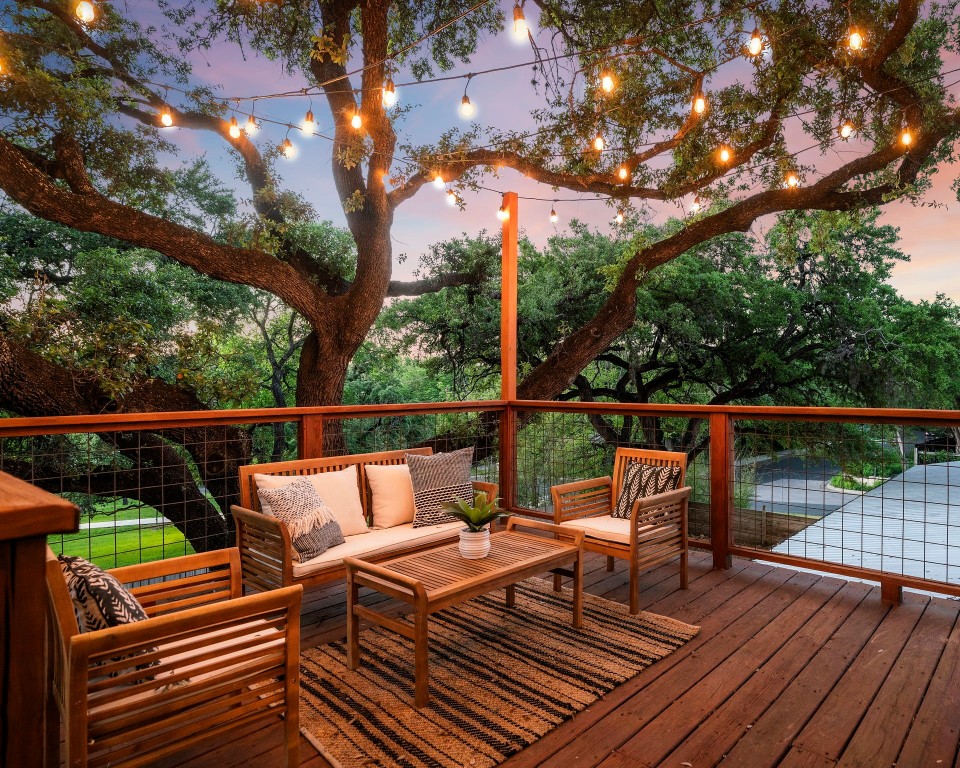 1009 West Johanna St  