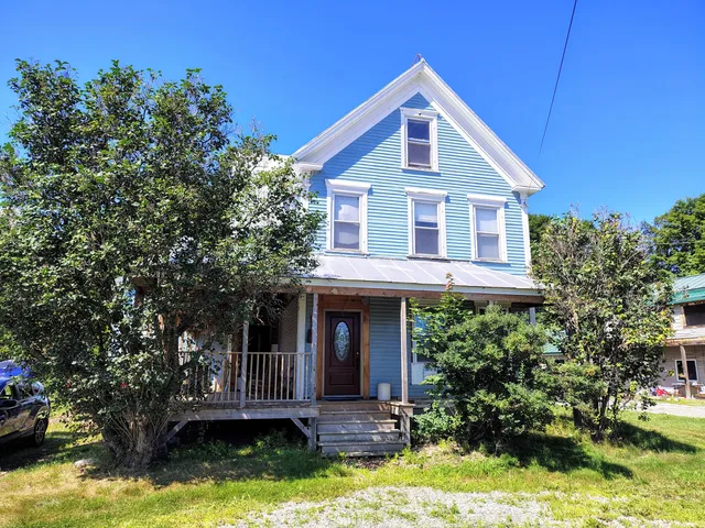 $159,995 | 262 Main Street, Bingham, ME 04920