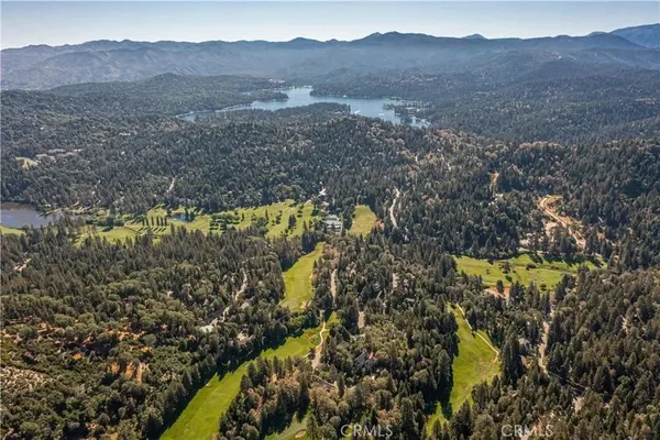 $645,000 | 26333 Walnut Hills Drive, Lake Arrowhead, CA 92352