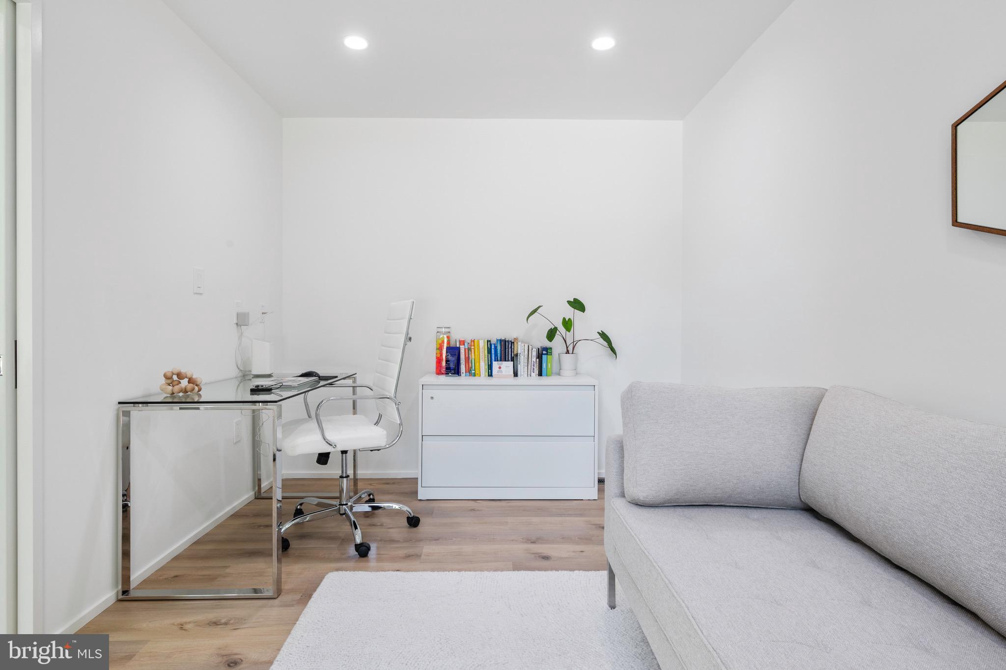 7602 Range Road Alexandria, VA 22306 - Photo 44 of 56 Office space with glass pocket doors