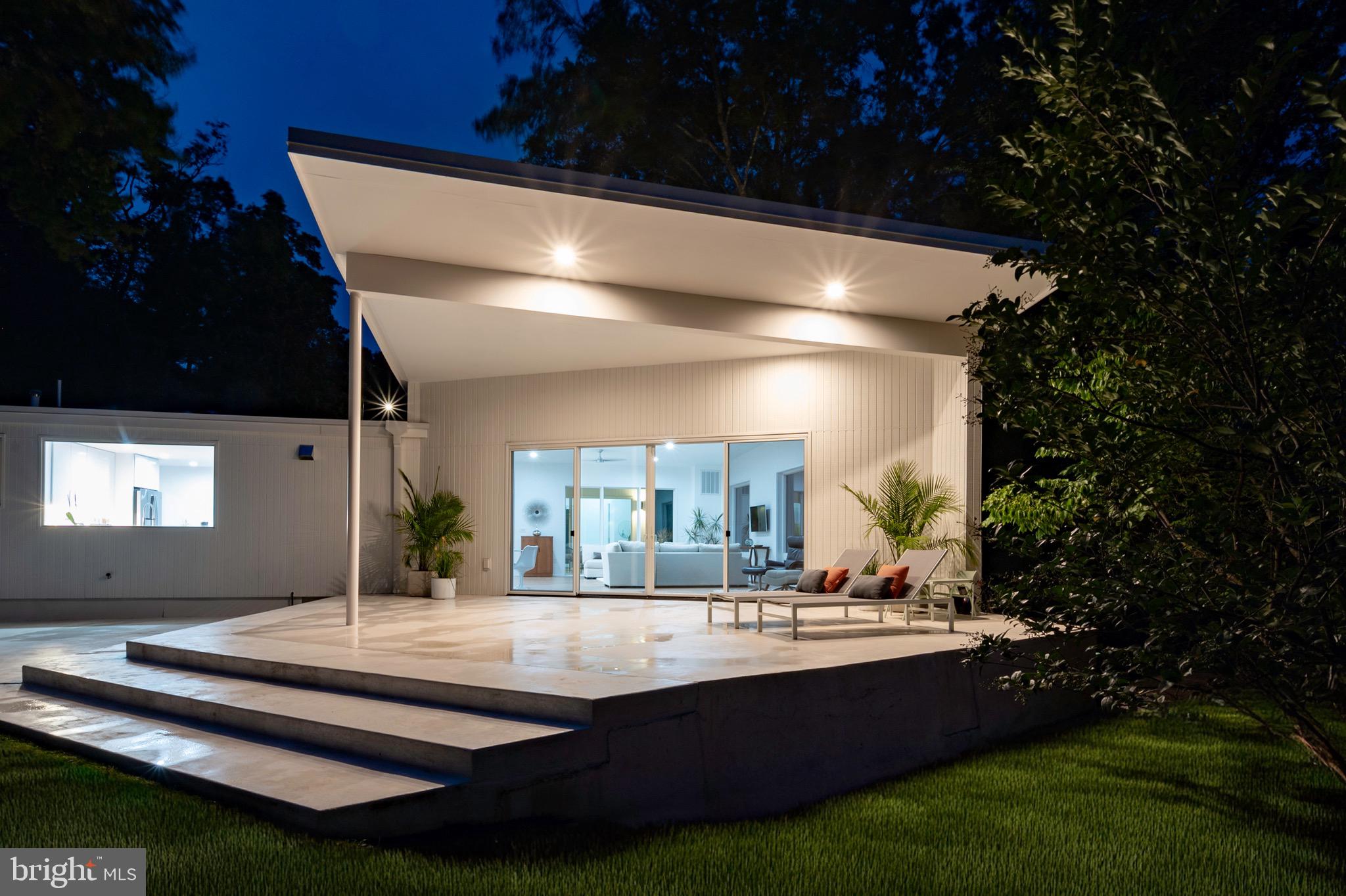 7602 Range Road Alexandria, VA 22306 - Photo 6 of 56 Rear Twilight