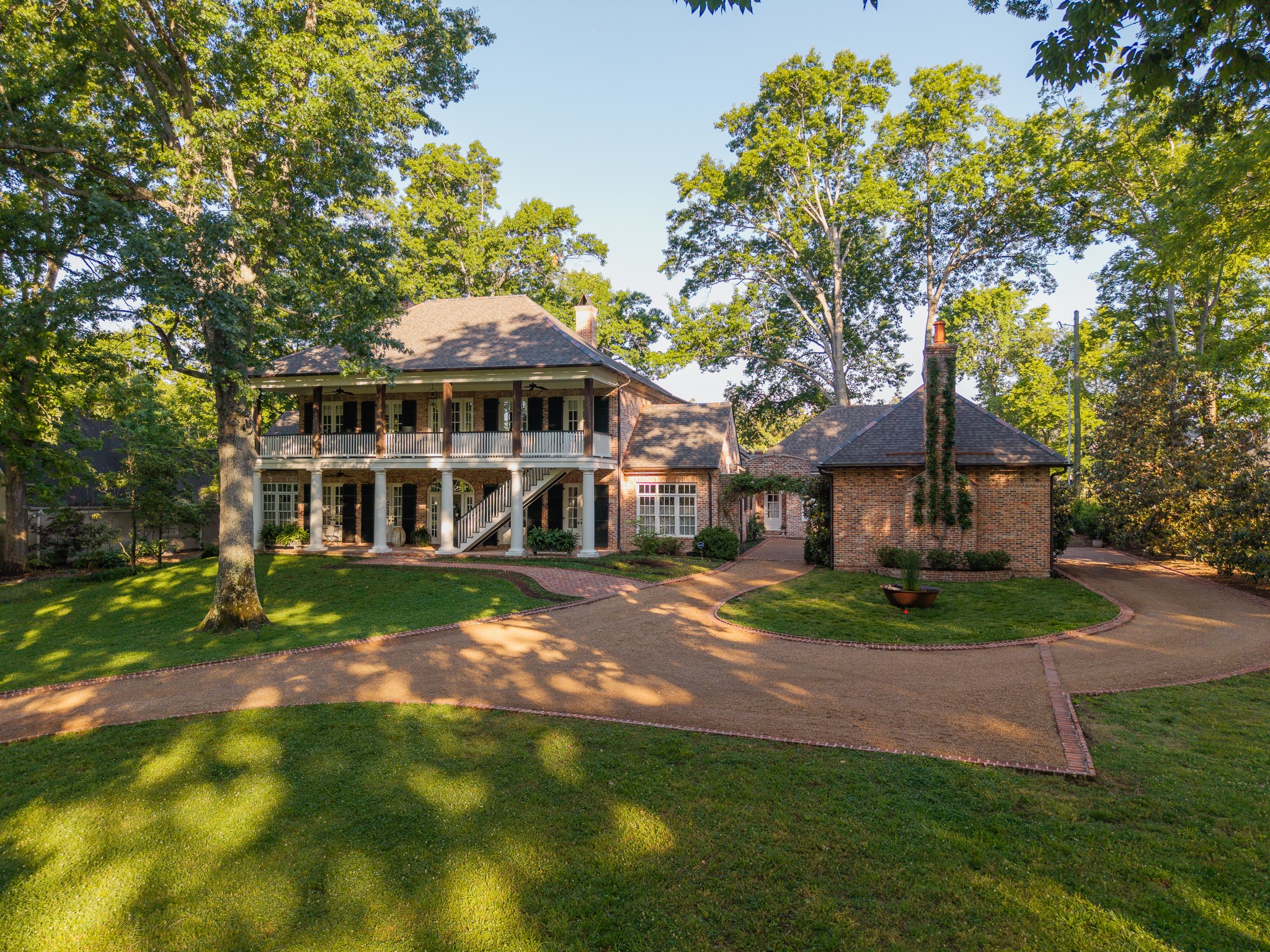6108 Robin Hill Road Nashville, TN 37205 - Photo 5 of 100