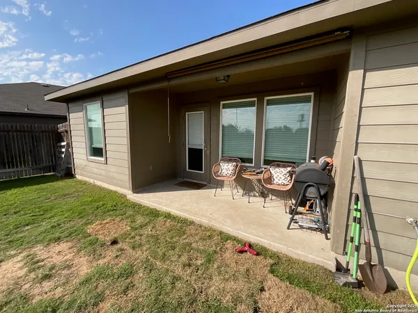 $1,750 | 2118 Silver Maple, New Braunfels, TX 78130