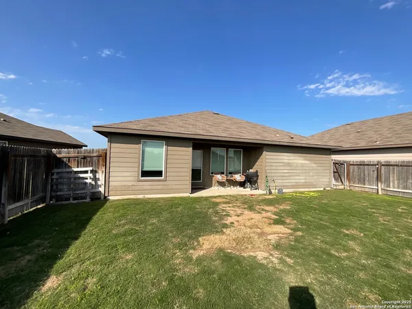 $1,750 | 2118 Silver Maple, New Braunfels, TX 78130