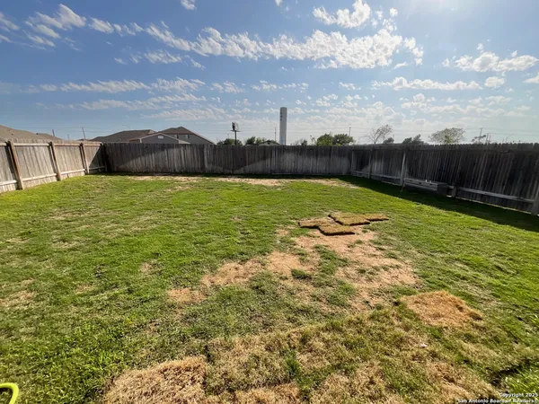 $1,750 | 2118 Silver Maple, New Braunfels, TX 78130
