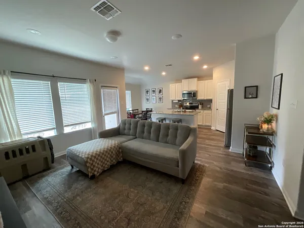 $1,750 | 2118 Silver Maple, New Braunfels, TX 78130