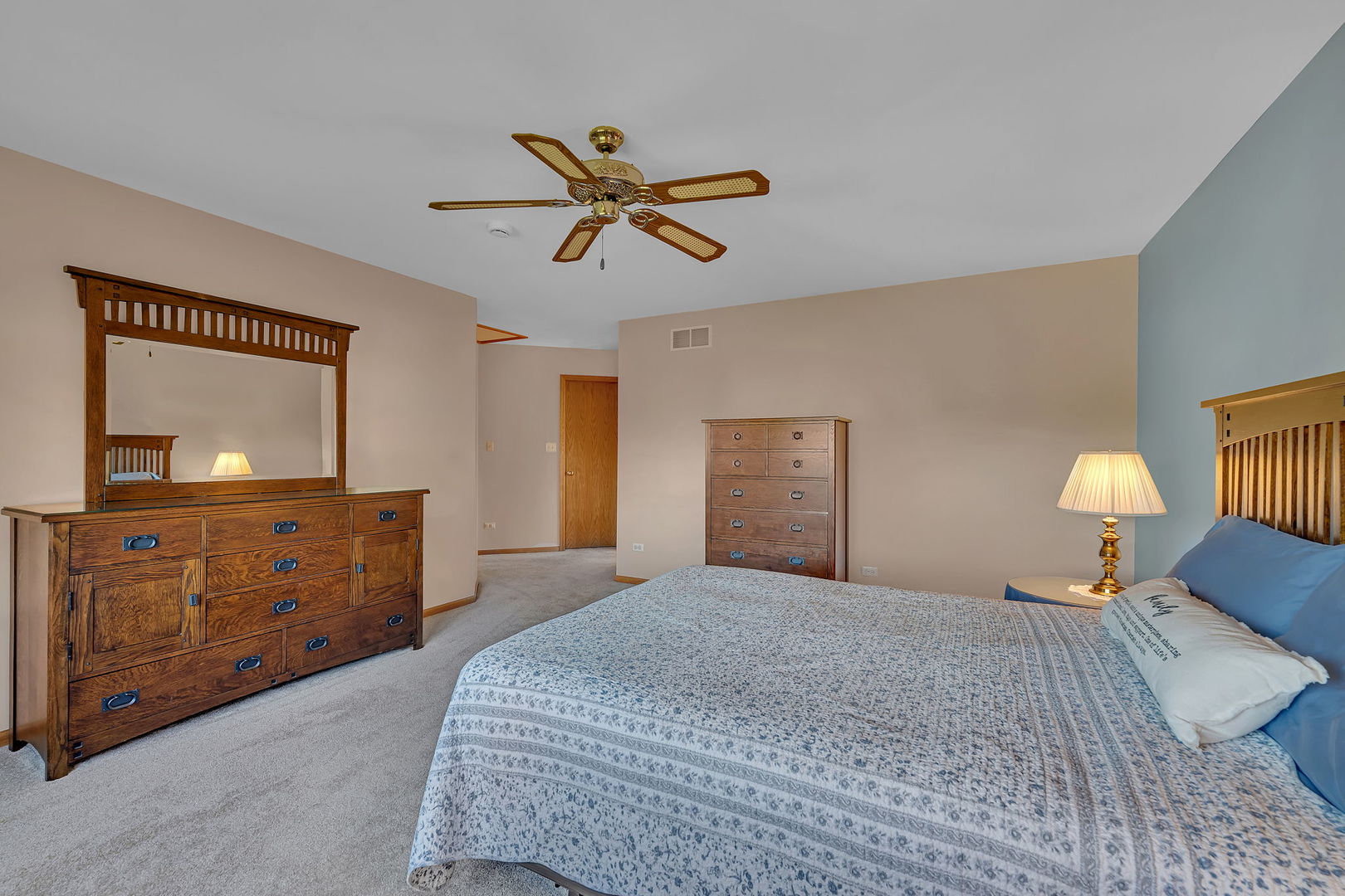 390 Kromray Road Lemont, IL 60439 - Photo 20 of 40 Gallery Image 20