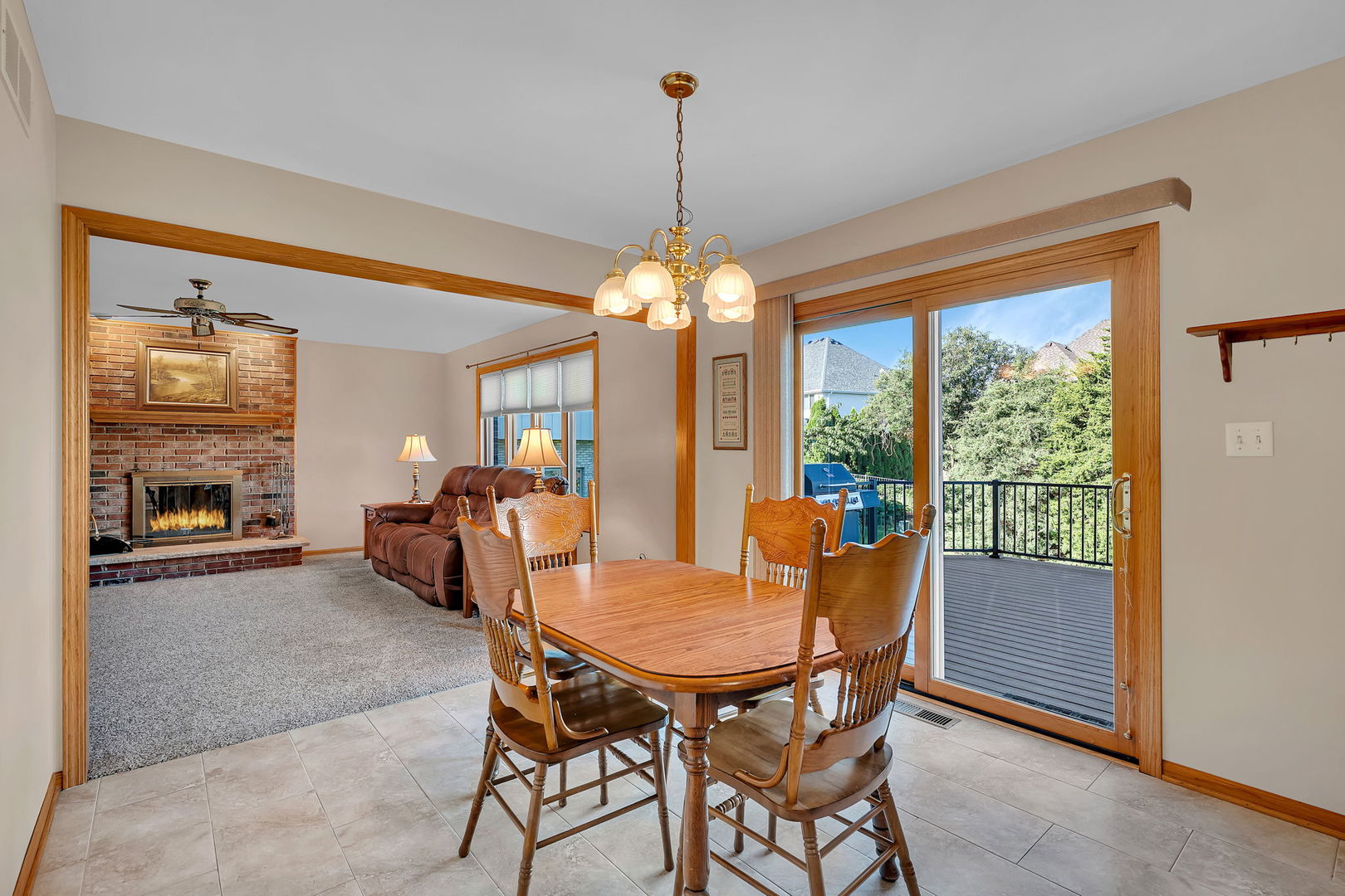390 Kromray Road Lemont, IL 60439 - Photo 10 of 40 Gallery Image 10