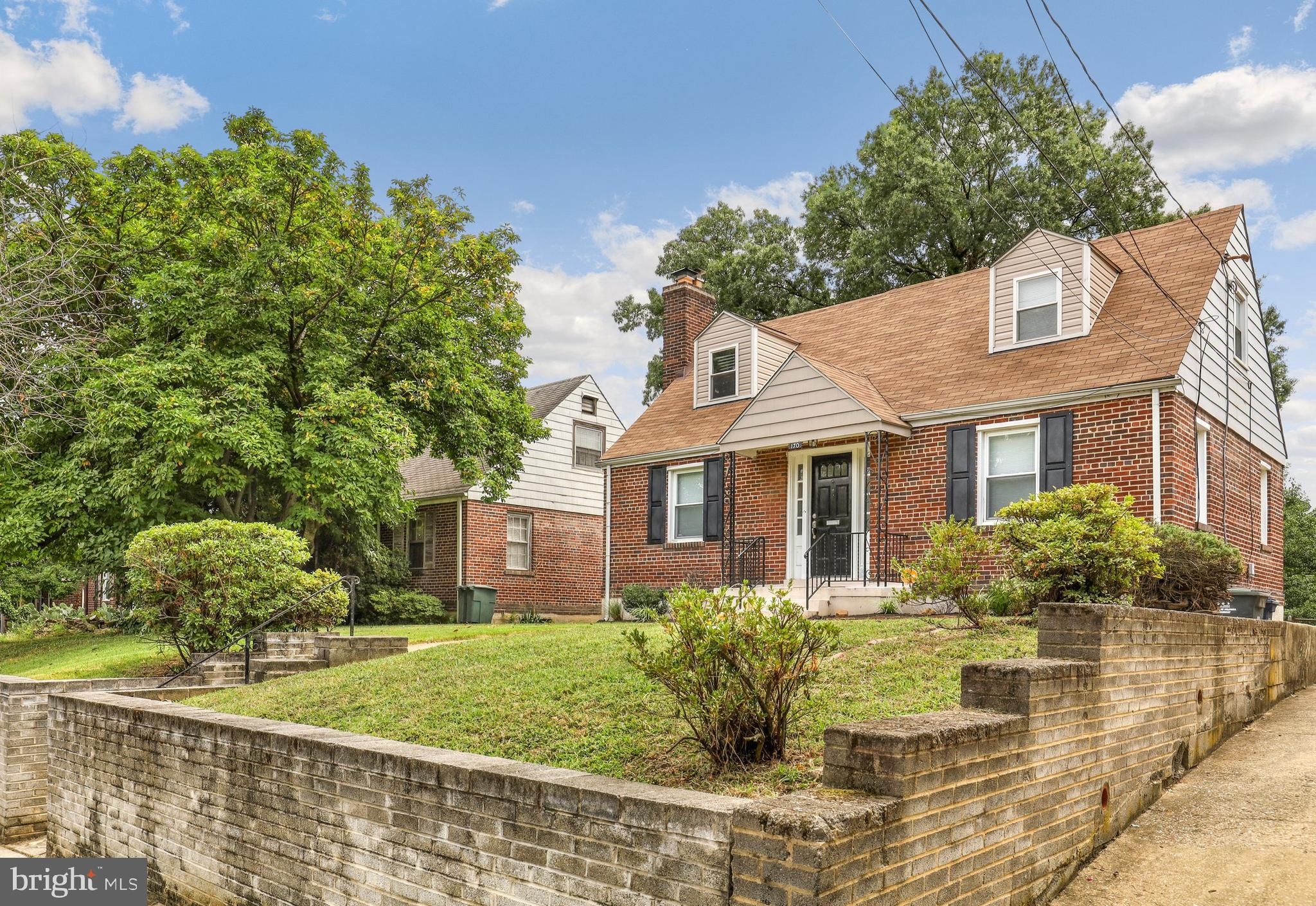 170 Chesapeake Street Southwest Washington, DC 20032 - Photo 2 of 30