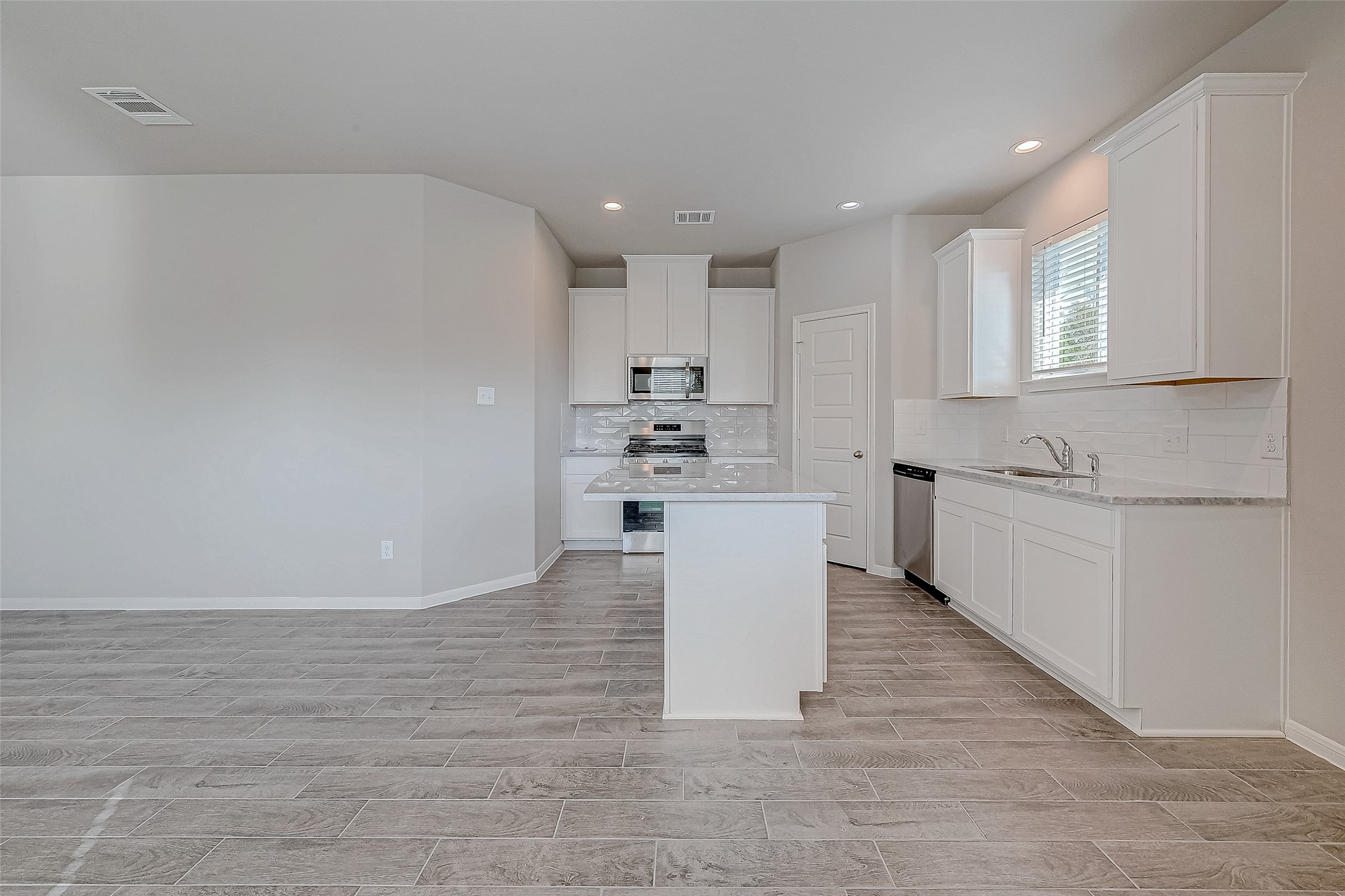 20903 Attalos Stoa Road Crosby, TX 77532 - Photo 9 of 32