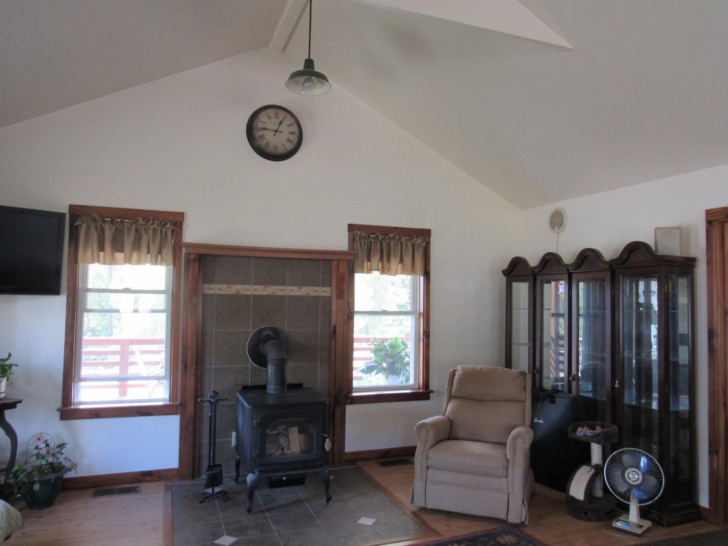 17218 Aberdeen Road Cross Plains, IN 47017 - Photo 5 of 43