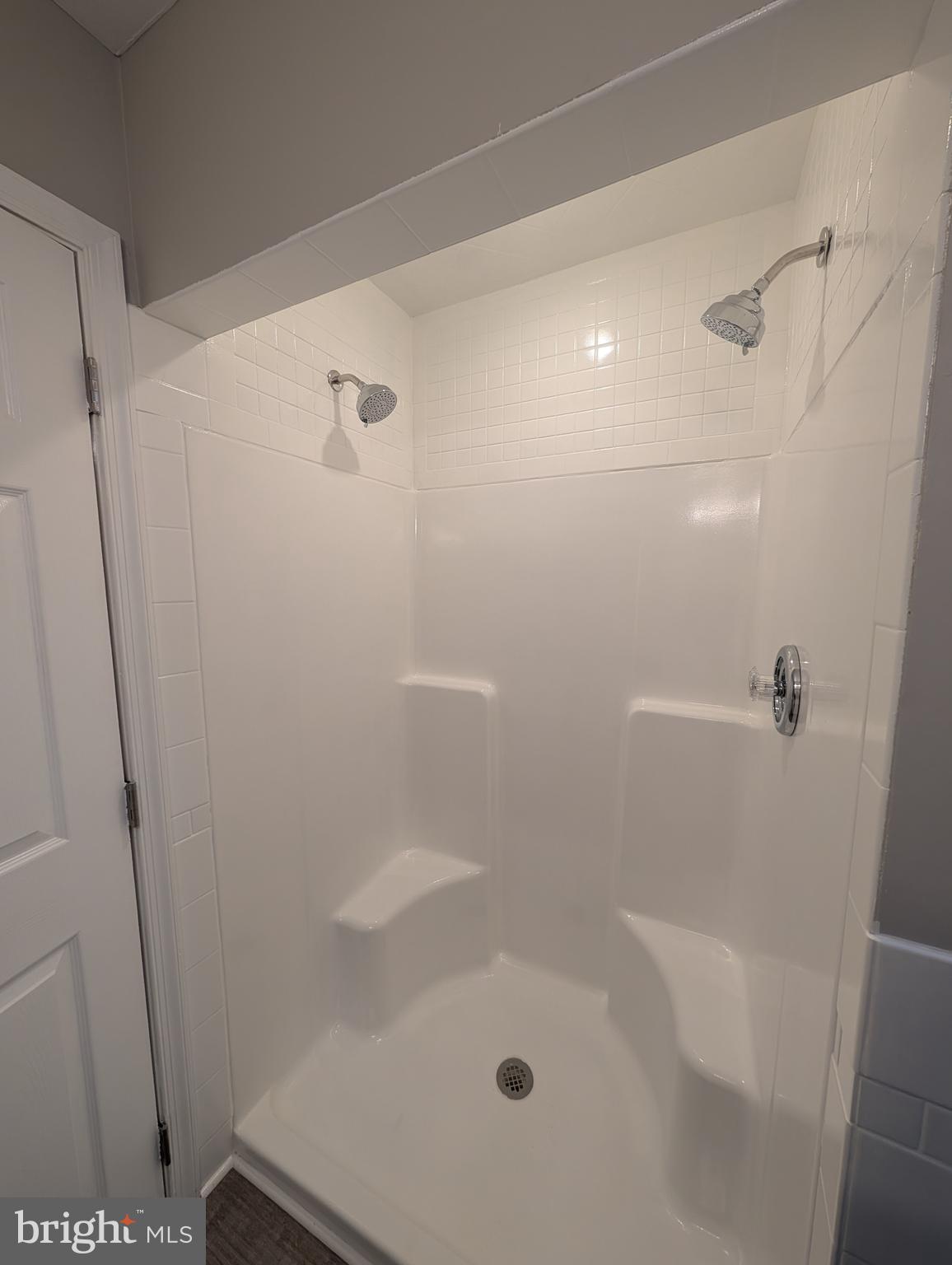 2 Hawkesbury Court Newark, DE 19702 - Photo 30 of 57 a bathroom with a shower