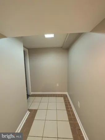 $2,700 | 2 Hawkesbury Court, Newark, DE 19702