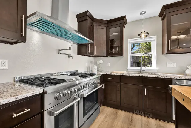 $1,175,000 | 29032 Kramer Drive, Waterford, WI 53185