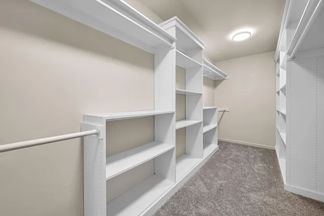 $1,175,000 | 29032 Kramer Drive, Waterford, WI 53185