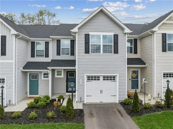 $299,999 | 212 Smith Lane, Beaver Falls, PA 15010