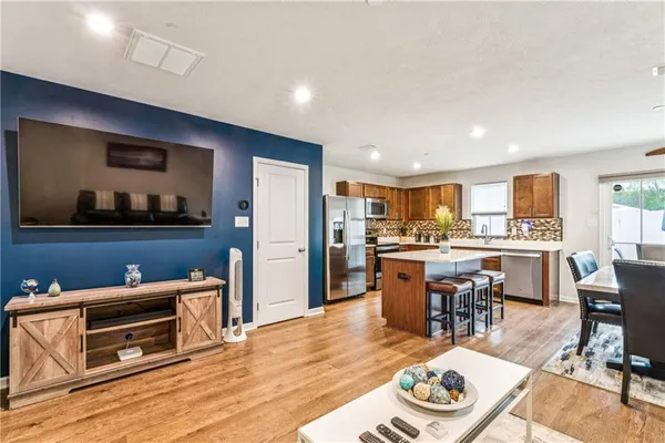 $299,999 | 212 Smith Lane, Beaver Falls, PA 15010