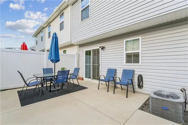 $299,999 | 212 Smith Lane, Beaver Falls, PA 15010