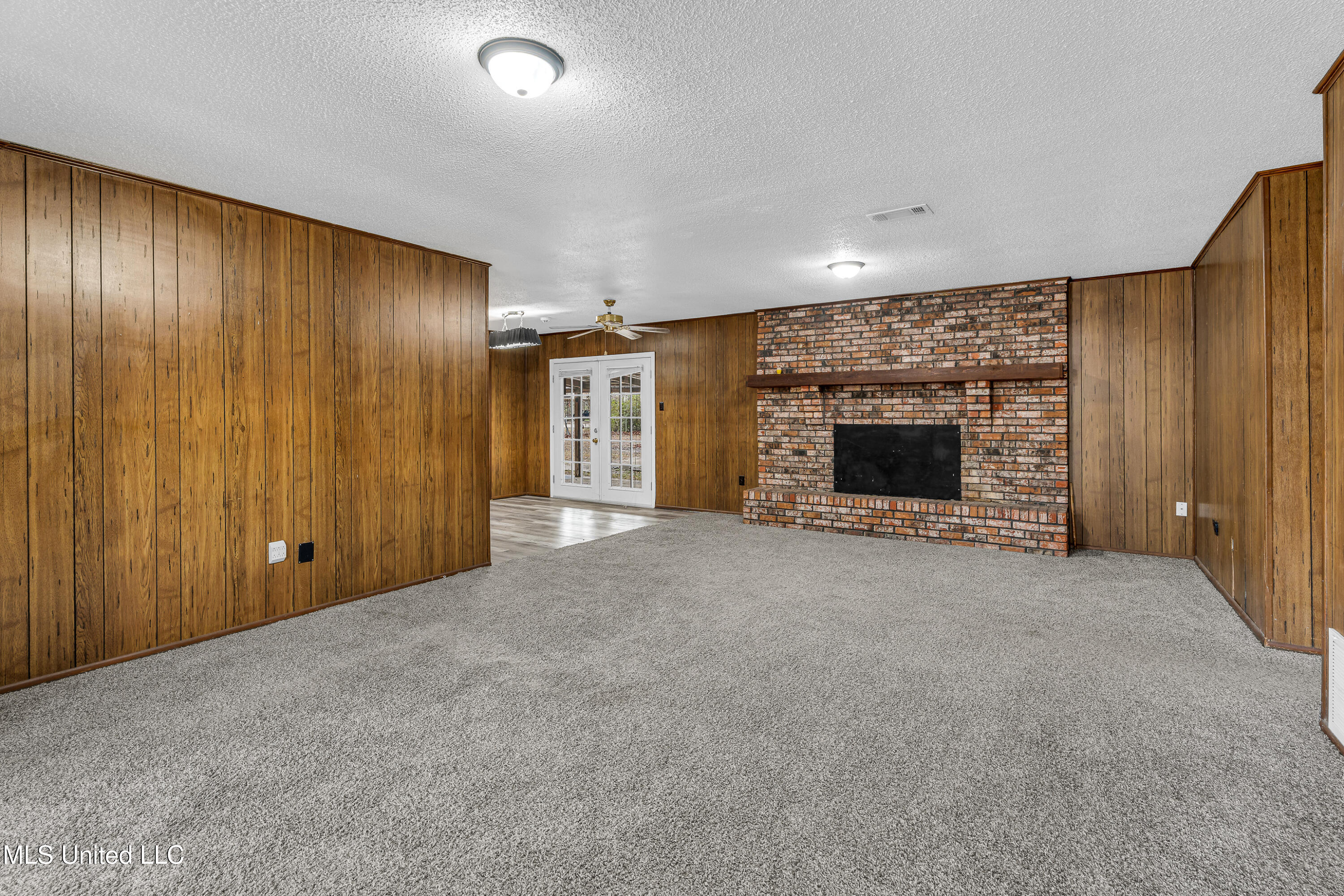 6200 Hurley Wade Road Moss Point, MS 39562 - Photo 4 of 28 6200 Hurley Wade Rd-17