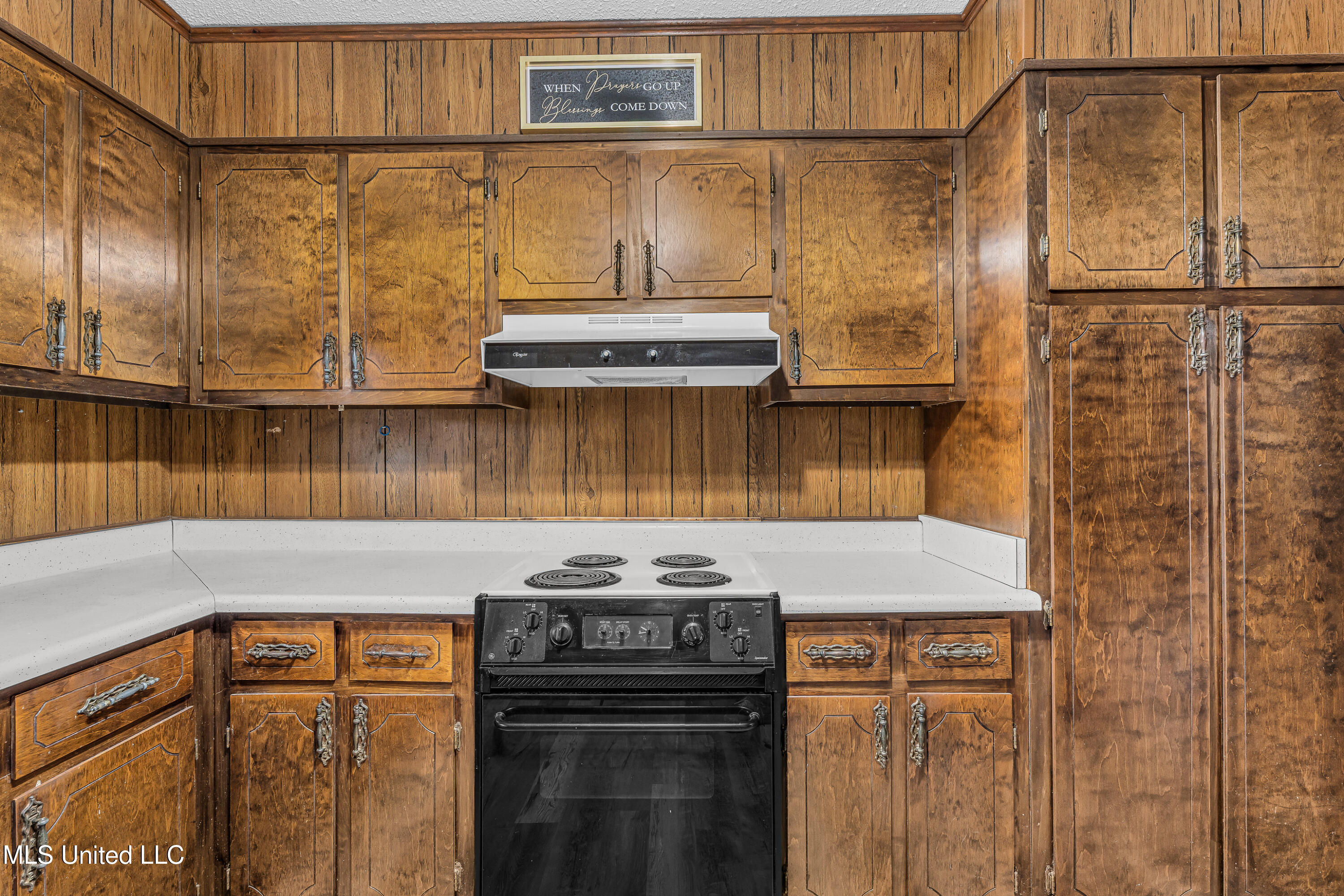 6200 Hurley Wade Road Moss Point, MS 39562 - Photo 9 of 28 Kitchen