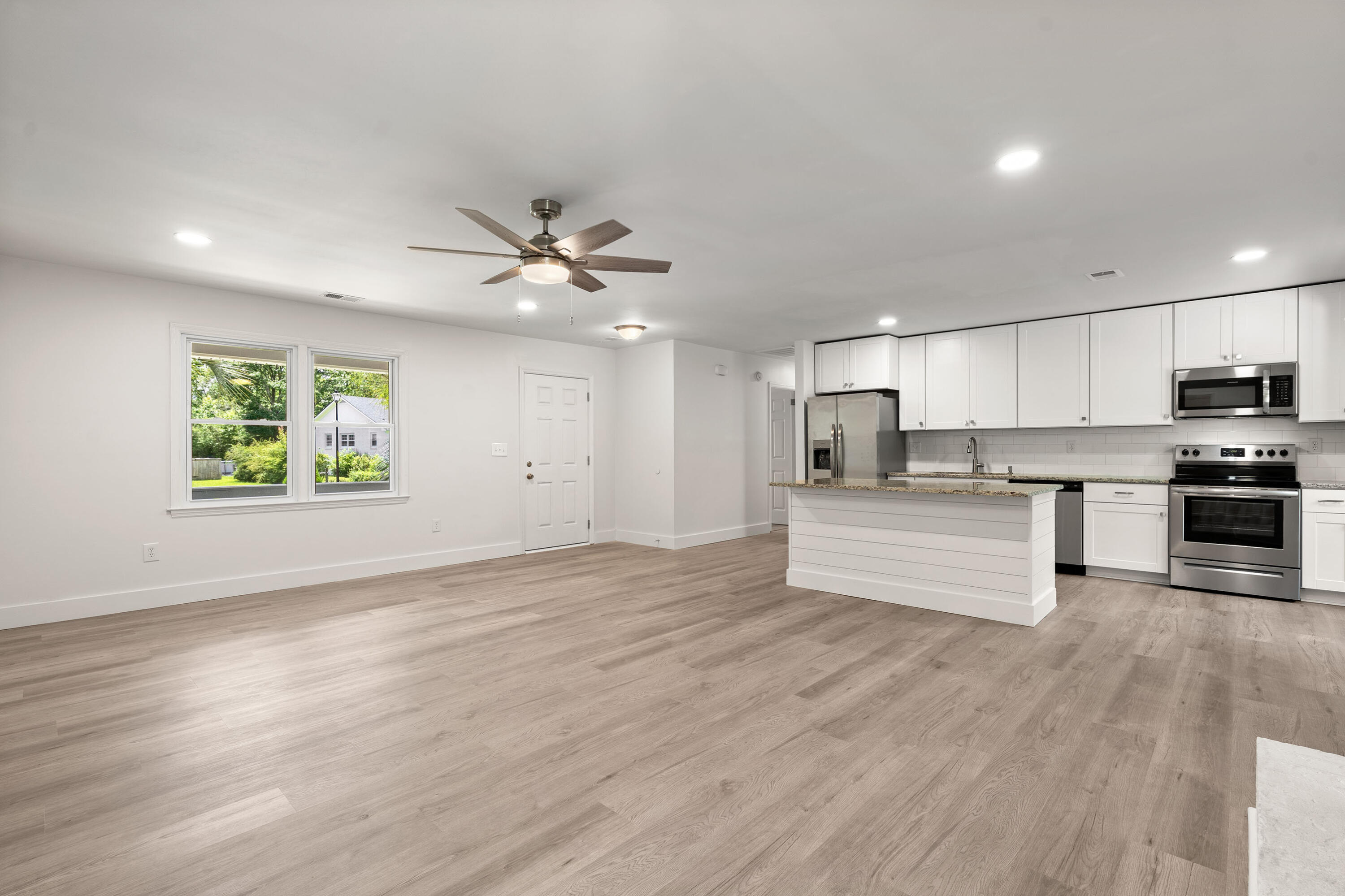116 Ruffin Road Summerville, SC 29486 - Photo 6 of 27 6