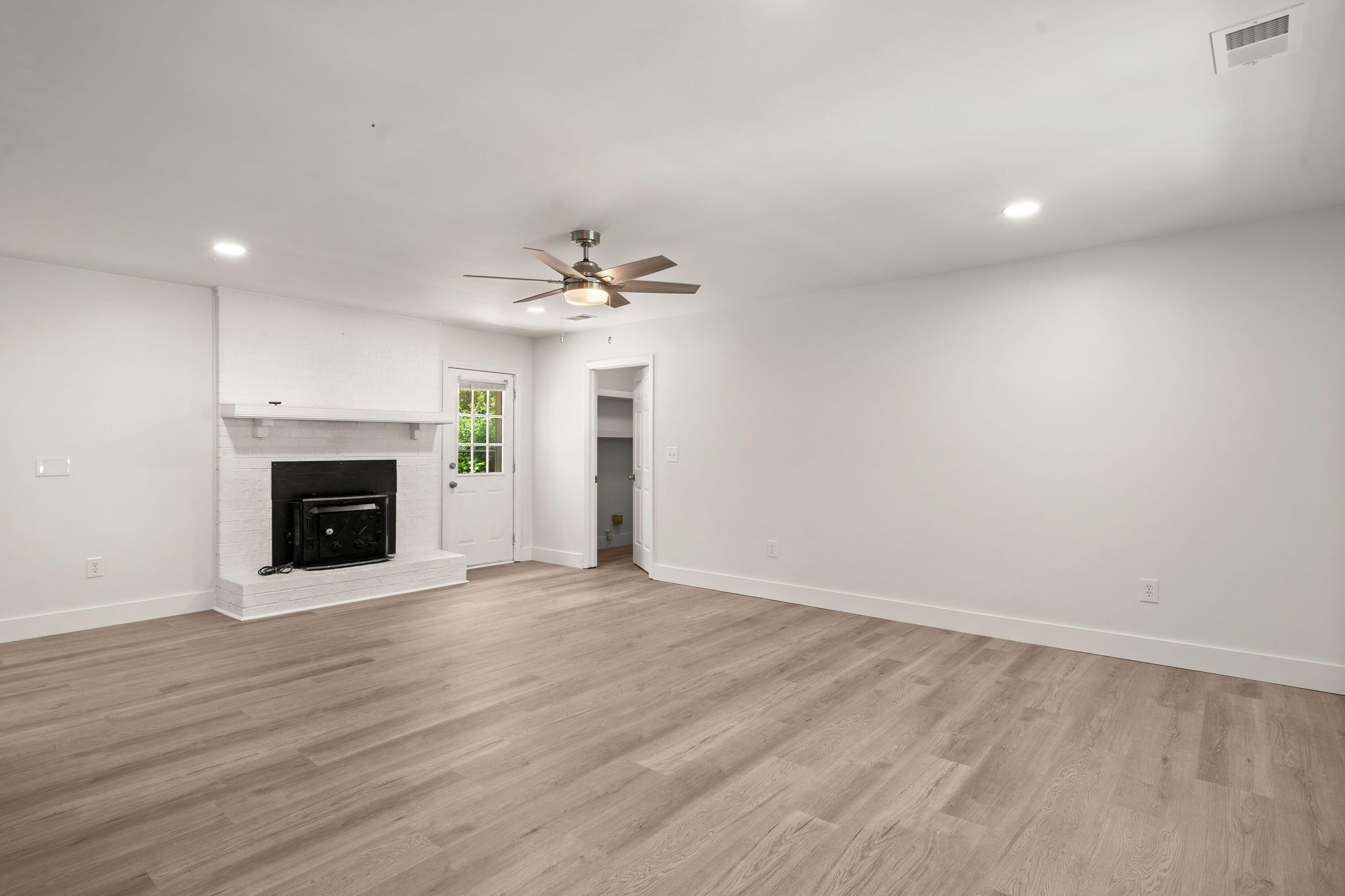 116 Ruffin Road Summerville, SC 29486 - Photo 7 of 27 7