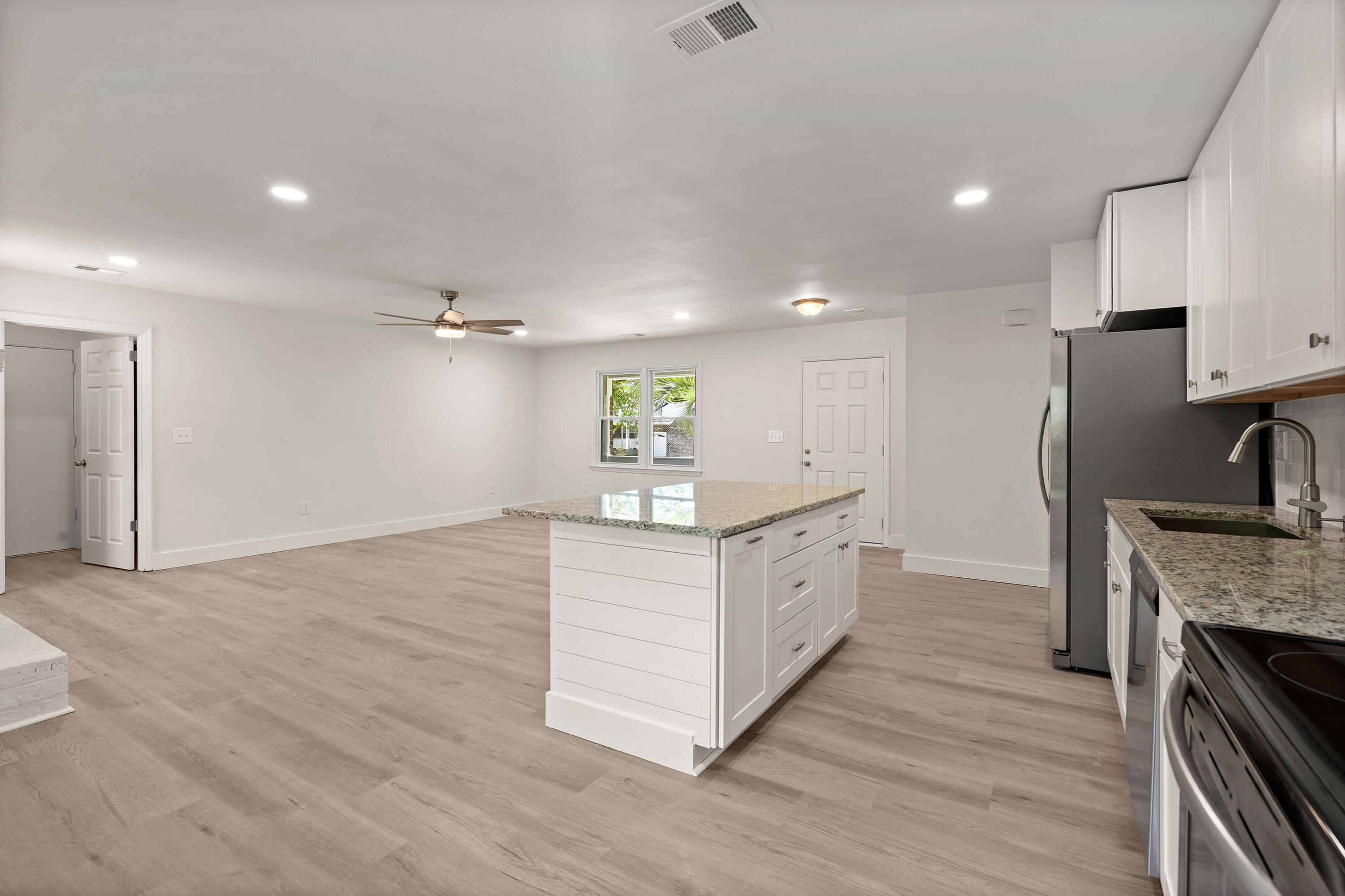 116 Ruffin Road Summerville, SC 29486 - Photo 10 of 27 10