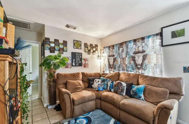 $333,900 | 10007 North 10th Street, Tampa, FL 33612