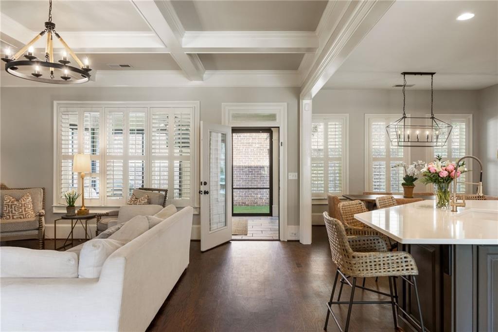 320 Valley Brook Way Atlanta, GA 30342 - Photo 30 of 38