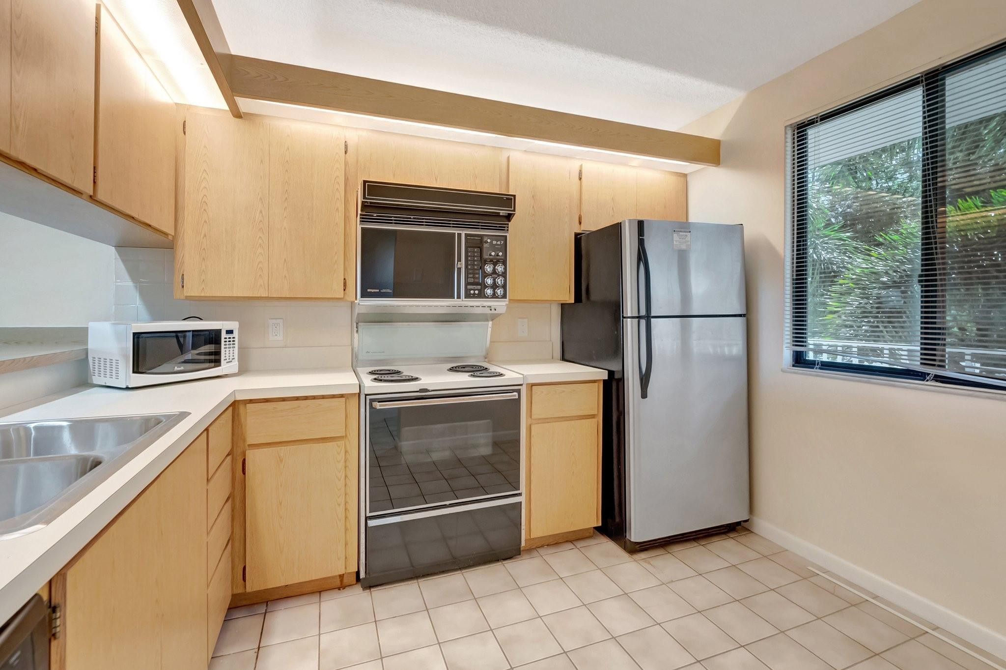 6145 Balboa Circle, Unit 305 Boca Raton, FL 33433 - Photo 3 of 42 Photo 3