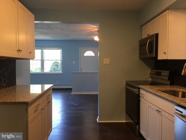 92 Runyon Road Hummelstown, PA 17036 - Photo 10 of 22 Gallery Image 10