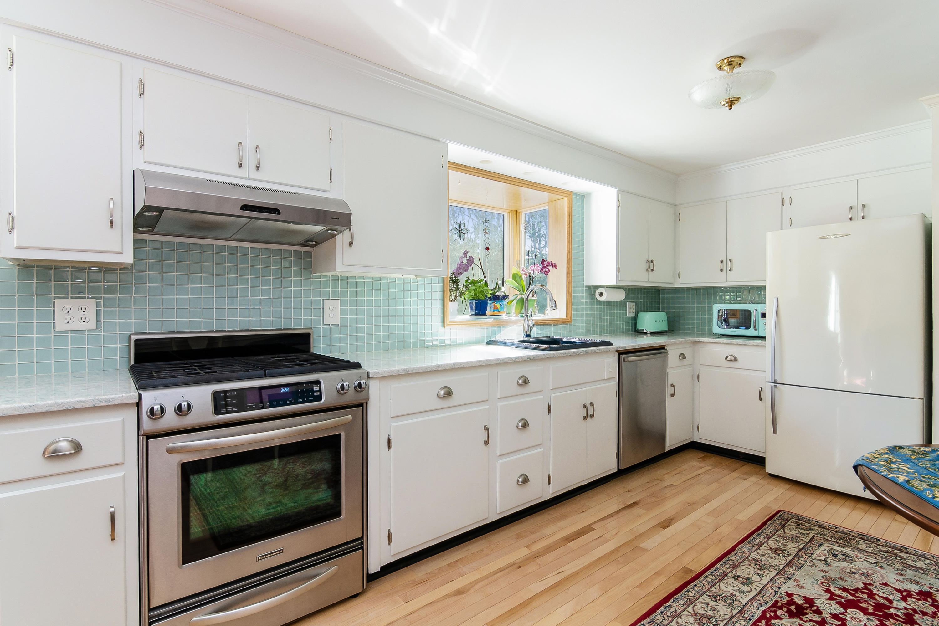 39 Mashpee Road Cotuit, MA 02635 - Photo 5 of 20 011-photo-kitchen-6904575