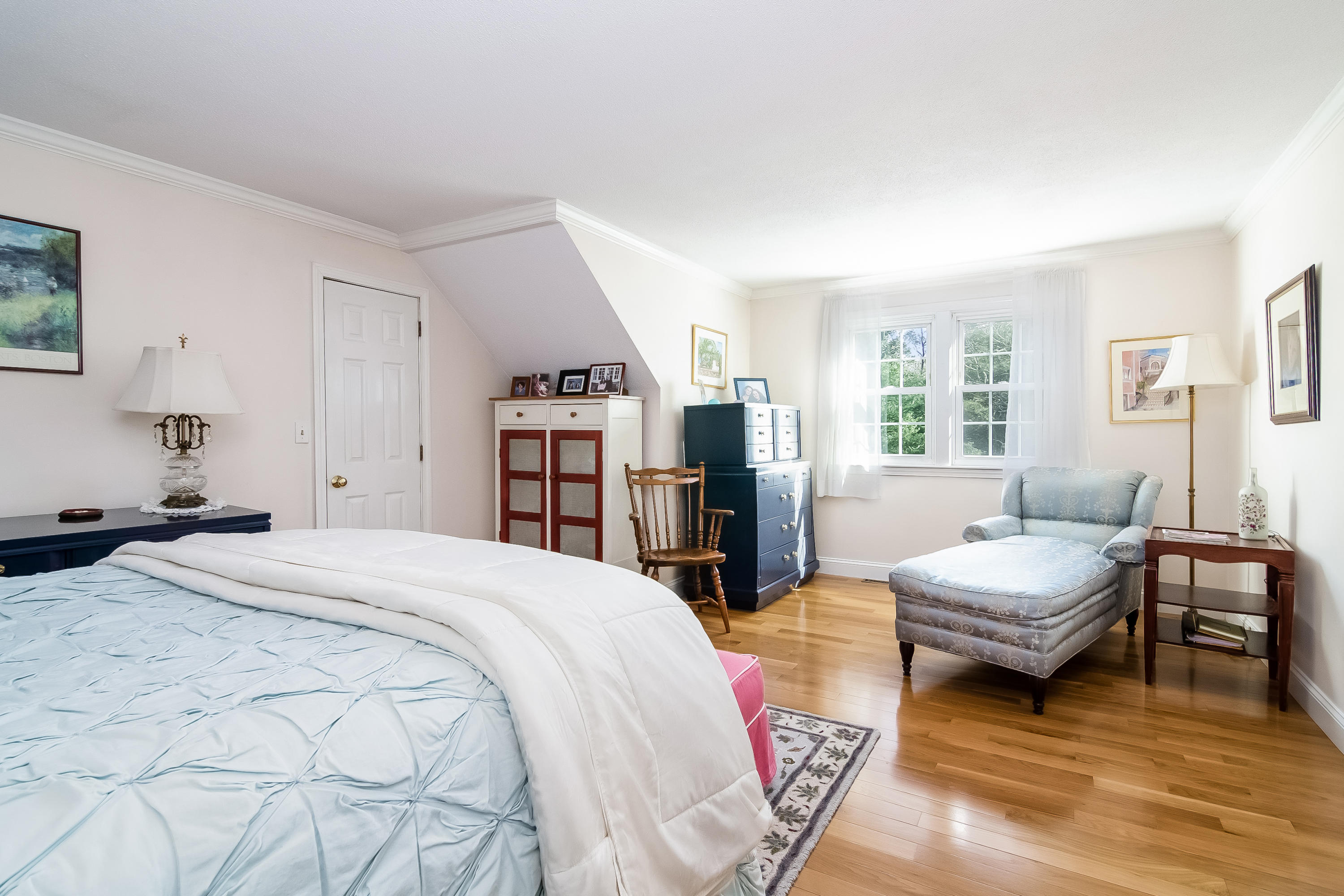 39 Mashpee Road Cotuit, MA 02635 - Photo 9 of 20 018-photo-bedroom-6899120