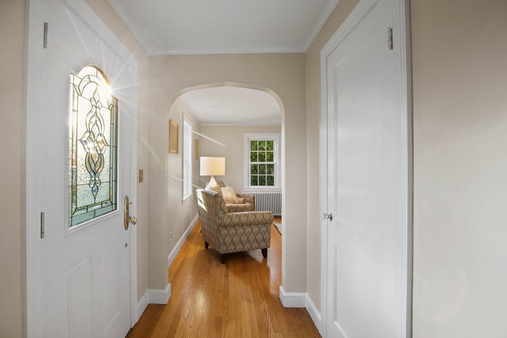 36 Fuller Road Lexington, MA 02420 - Photo 3 of 36