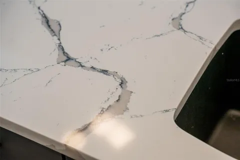 $1,300,000 | 800 North Tamiami Trail, Unit 1217, Sarasota, FL 34236