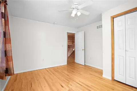 $299,900 | 427 Pine Street, Wellsville, KS 66092