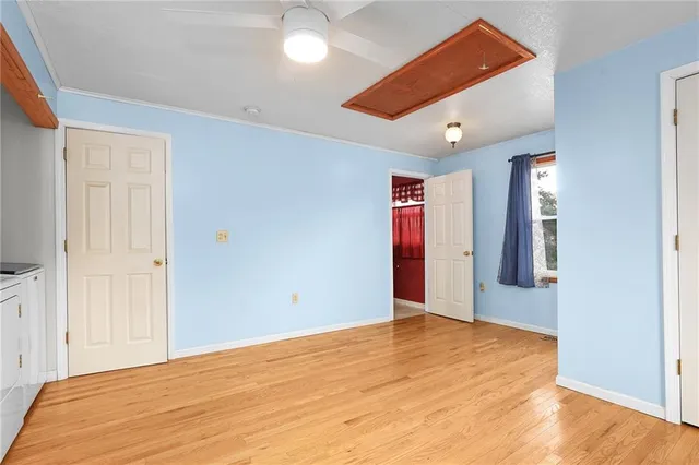 $299,900 | 427 Pine Street, Wellsville, KS 66092