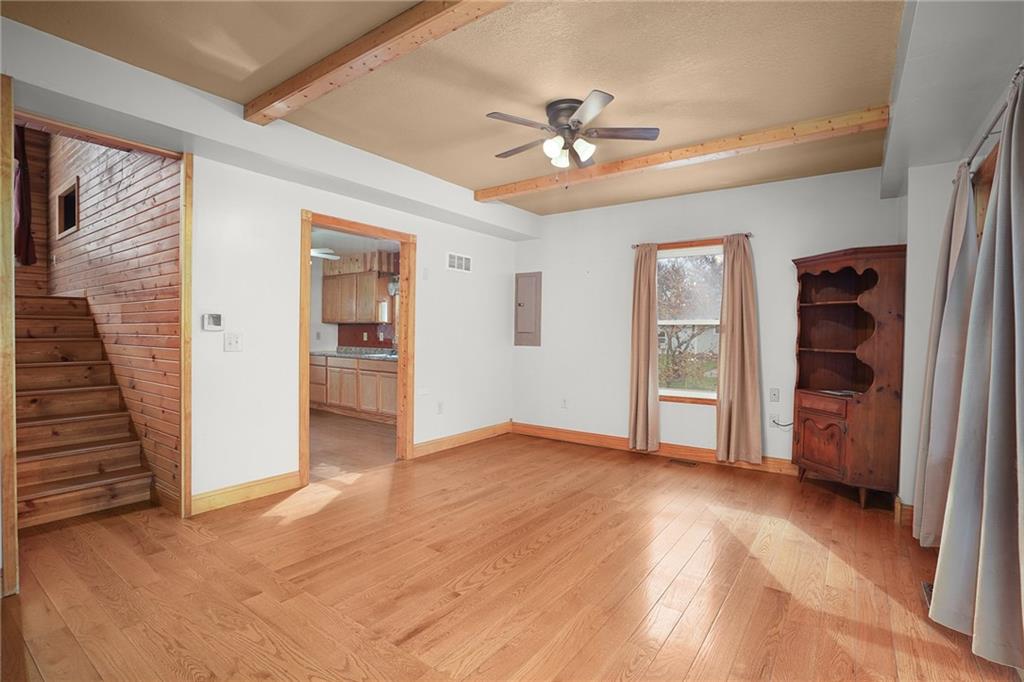 427 Pine Street Wellsville, KS 66092 - Photo 10 of 46