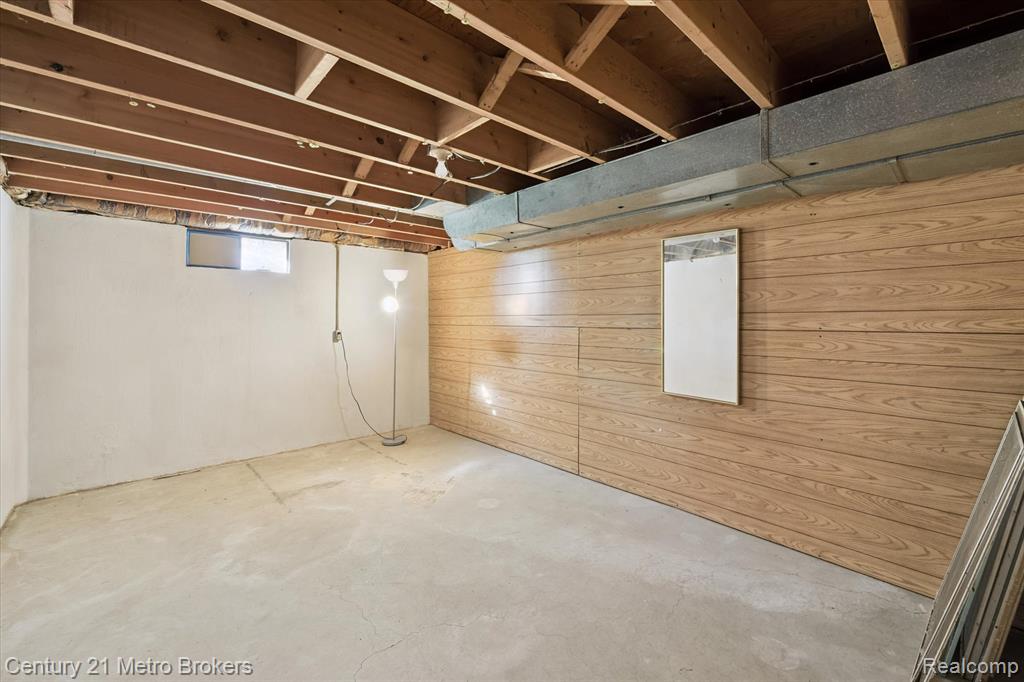4460 Torrey Road Flint, MI 48507 - Photo 32 of 42