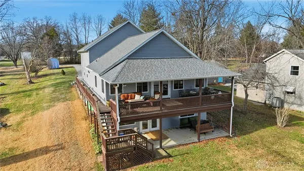 $750,000 | 1065 Brunswick Drive, Fayetteville, OH 45118