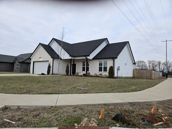 $399,999 | 100 Burley Way, Portland, TN 37148