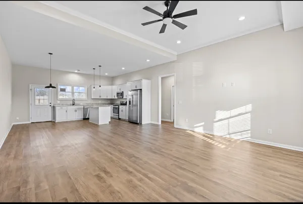 $399,998 | 100 Burley Way, Portland, TN 37148