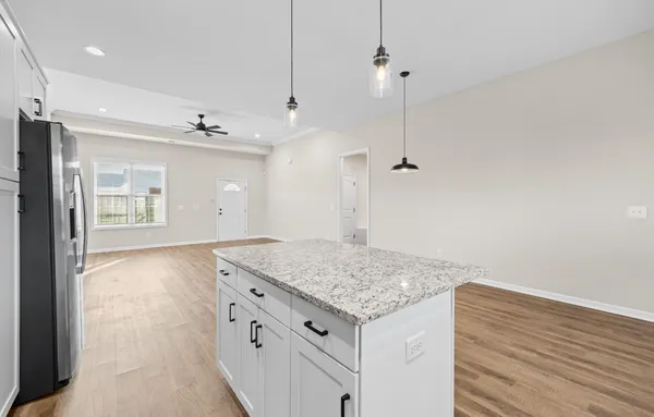 $399,998 | 100 Burley Way, Portland, TN 37148