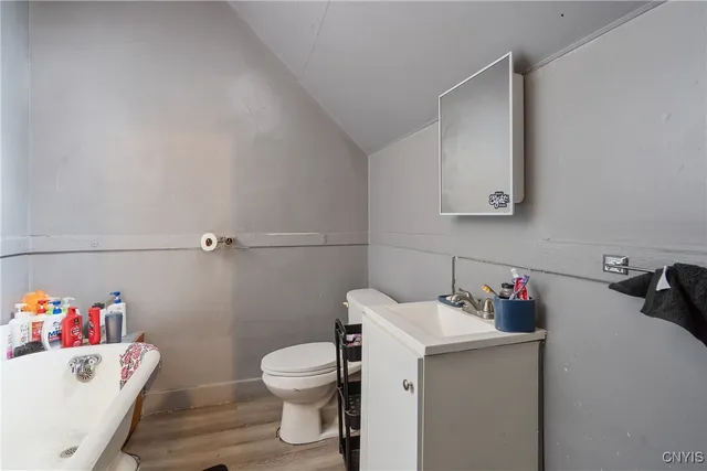 $575,000 | 900 North Alvord Street, Syracuse, NY 13208