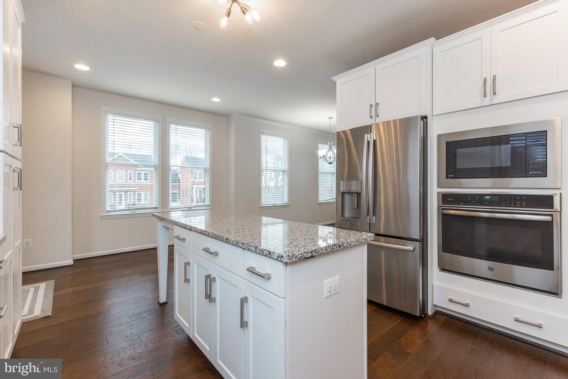 9136 Power House Road Lorton, VA 22079 - Photo 14 of 33