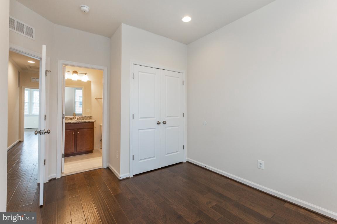 9136 Power House Road Lorton, VA 22079 - Photo 21 of 33